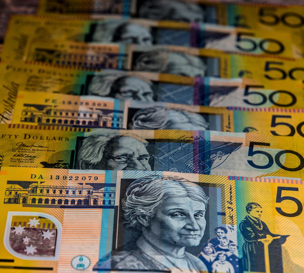 Australian fifty-dollar notes symbolising the RBA November 2025 rate decision and its impact on Central Coast homeowners.